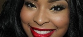 classic-christmas-makeup-tutorial-golden-eyes-and-red-lips